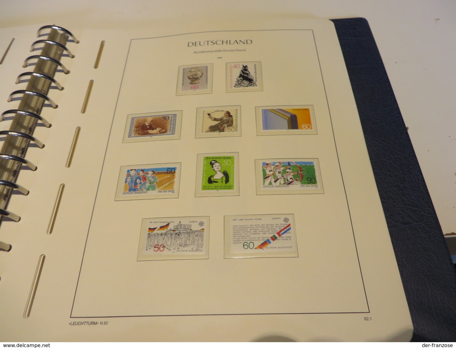 DEUTSCHLAND  1970 bis 1989  LEUCHTTURM - FALZLOS - VORDRUCKTEX  mit   ** /  MARKEN im BINDER