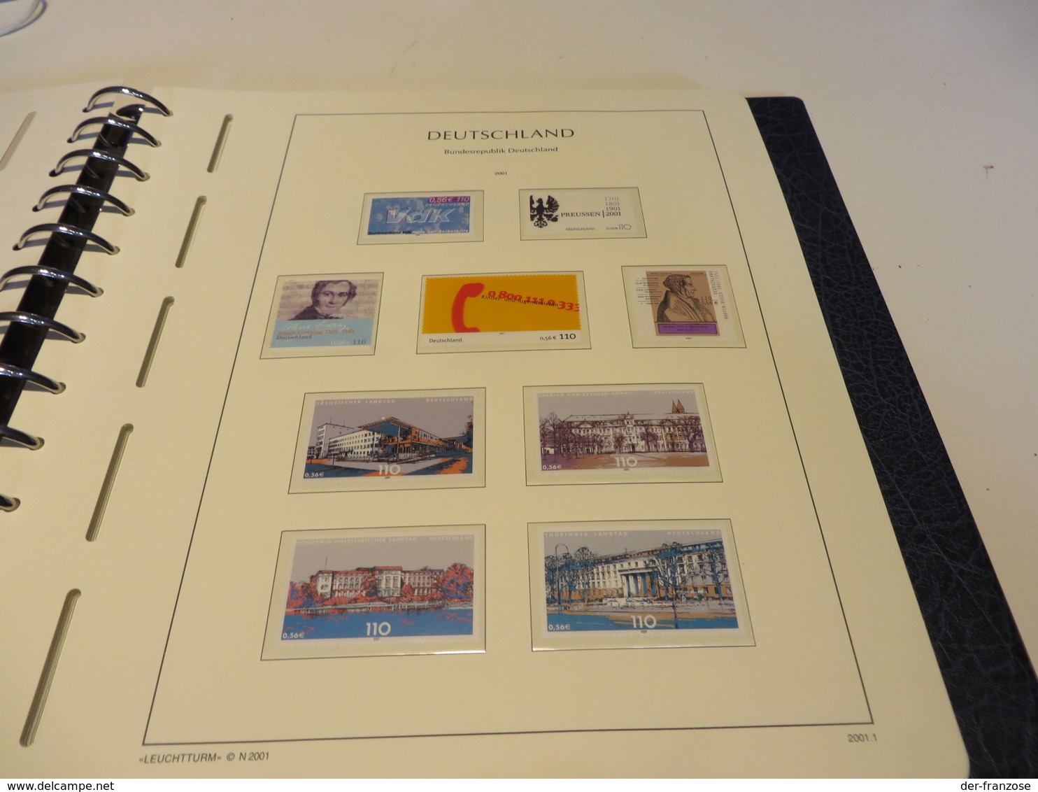 DEUTSCHLAND  2001 Bis 2005  LEUCHTTURM - FALZLOS - VORDRUCKTEX  Mit   ** /  MARKEN Im BINDER - Sammlungen (im Alben)