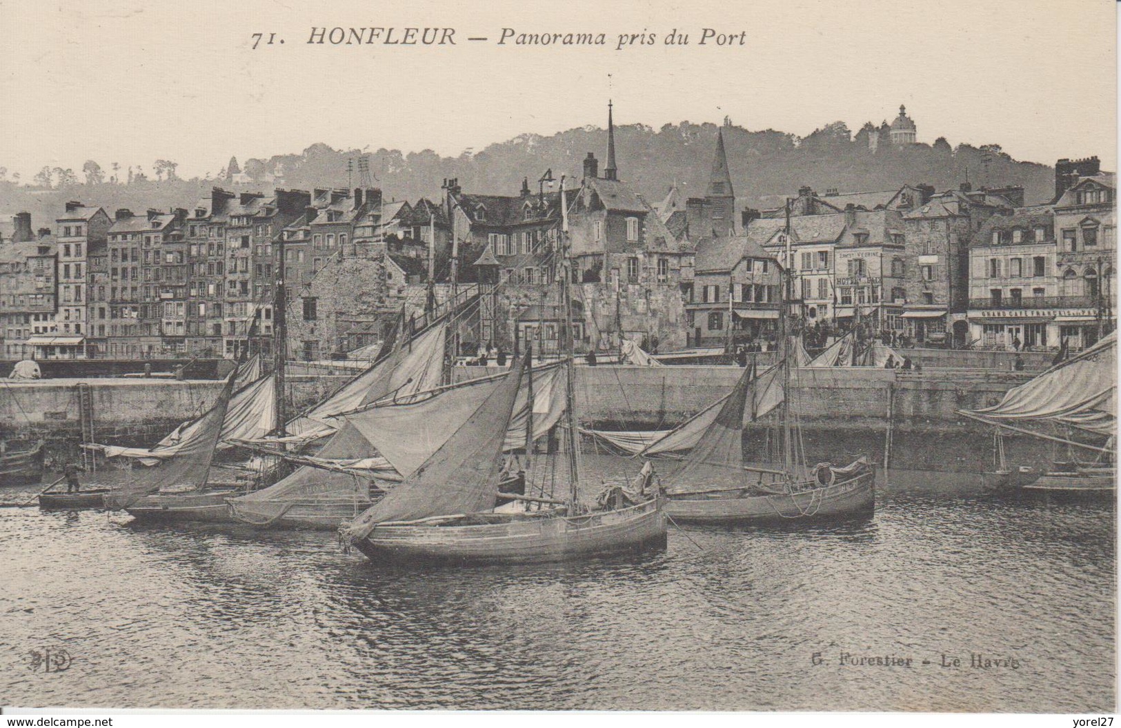 Panorama Pris Du Port - Honfleur