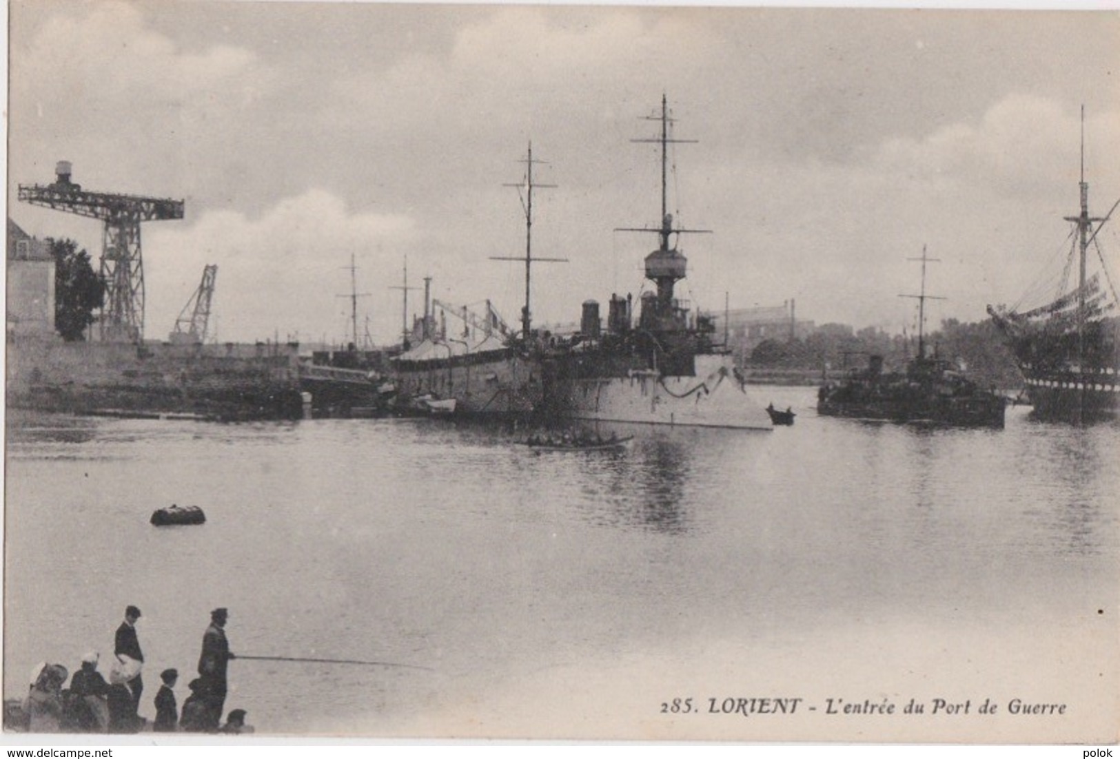 Bv - Cpa LORIENT - L'entrée Du Port De Guerre - Lorient