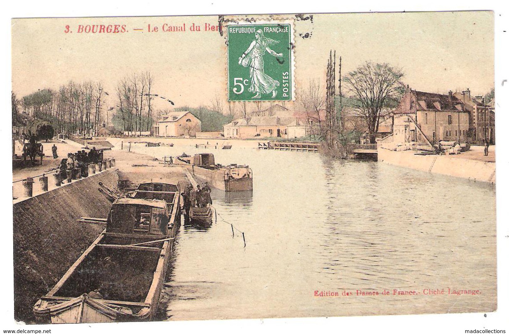 Péniche à  Bourges (18 - Cher) Canal Du Berry - Chiatte, Barconi