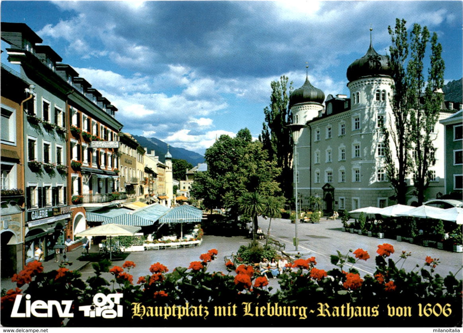 Lienz, Osttirol - Hauptplatz Mit Liebburg - Rathaus Von 1606 (939) * 17. 9. 1999 - Lienz