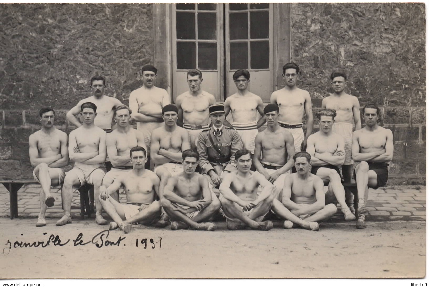 JOINVILLE LE PONT Carte Photo Caserne Militaire 1931 école De Gymnastique Et D Escrime - Athlète Torse Nu 3e Régiment - Joinville Le Pont