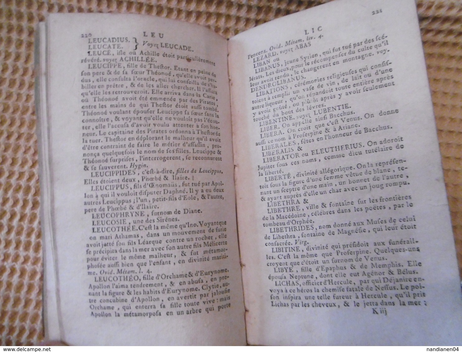 Livre - Intéressant Dictionnaire Des  Noms Des Divinités Apparaissant Dans Textes Tableaux Art- 1766 - 1701-1800