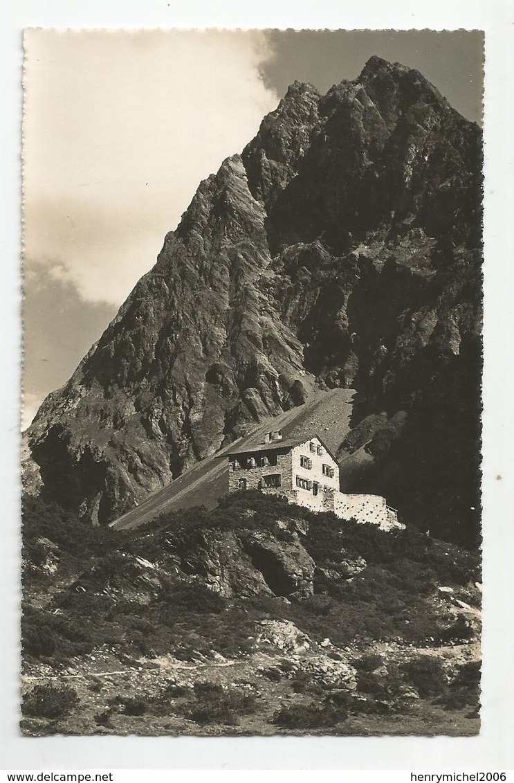 Suisse Grisons Berghaus Vereina Bei Klosters Et Ungeheuerhorn  1943 - Klosters