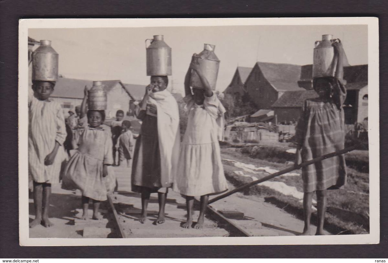 CPA Madagascar Afrique Noire Non Circulé Carte Photo RPPC  Métier - Madagaskar