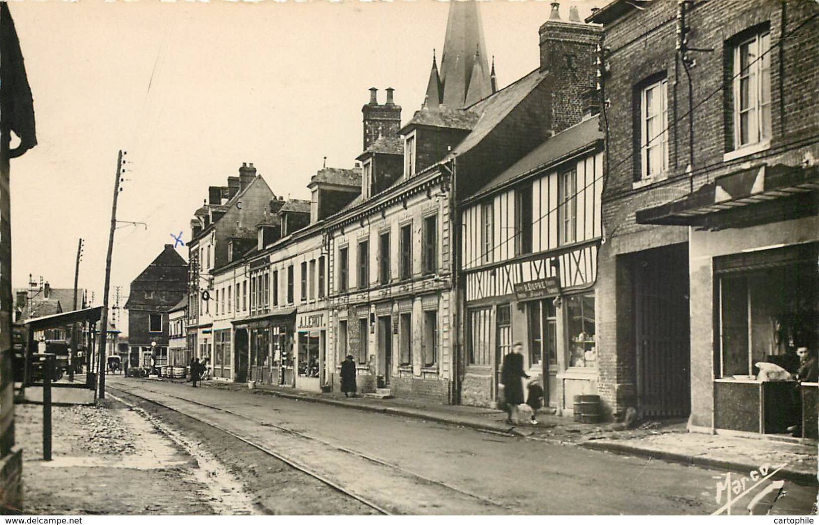 76 - YERVILLE - La Grande Rue En 1948 - Yerville