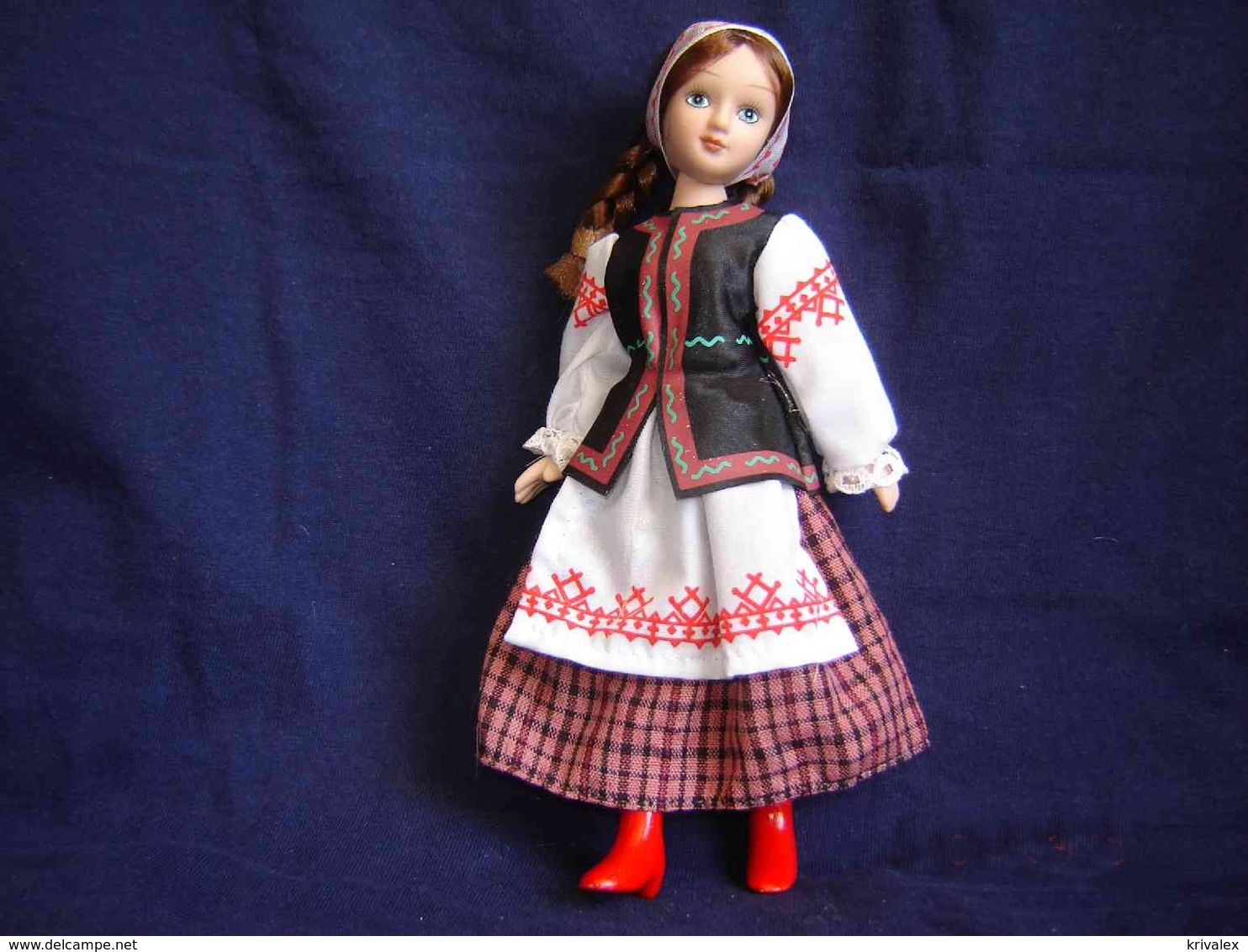 Porcelain Doll In Cloth Dress   - Minsk- City Province - Russian Federation - Dolls