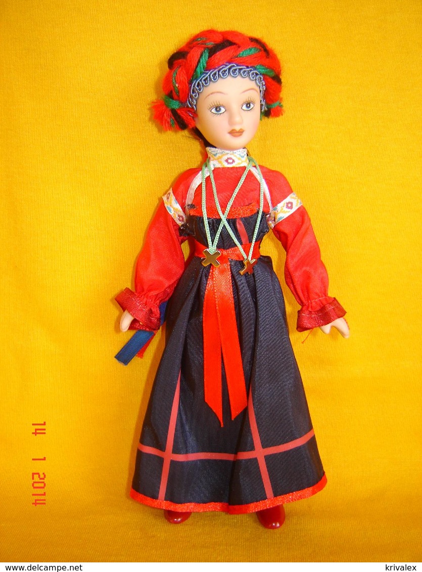 Porcelain Doll In Cloth Dress - Tula - City Province  - Russian Federation - Dolls