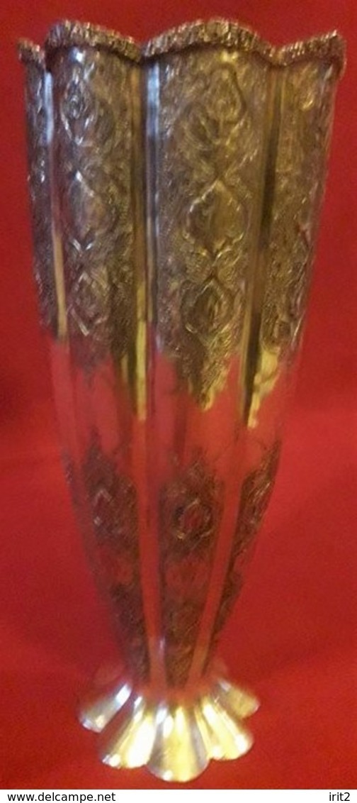 Periodo Della Dinastia Qajar Persia 1800-900 -Vaso In Argento ,incisioni Interamente A Mano - Argenteria