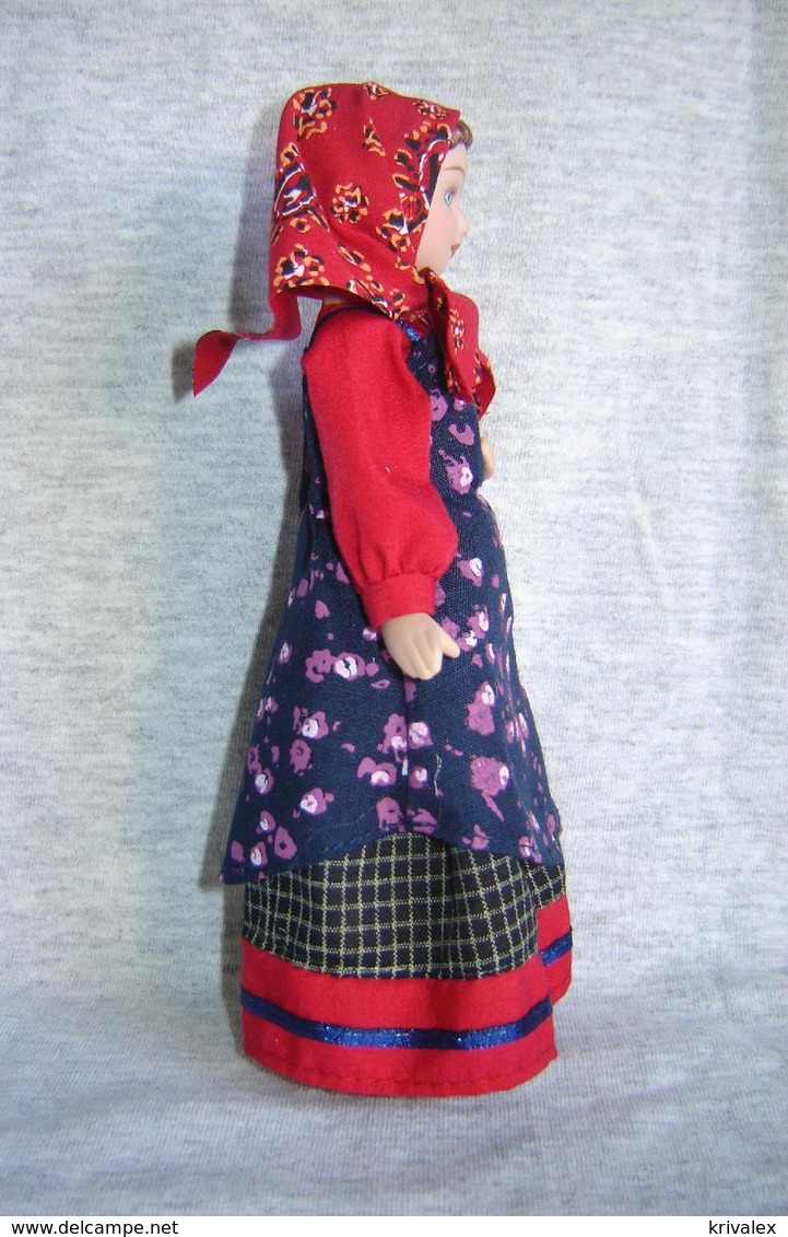 Porcelain Doll In Cloth Dress - Penza  - City Province - Russian Federation - Dolls