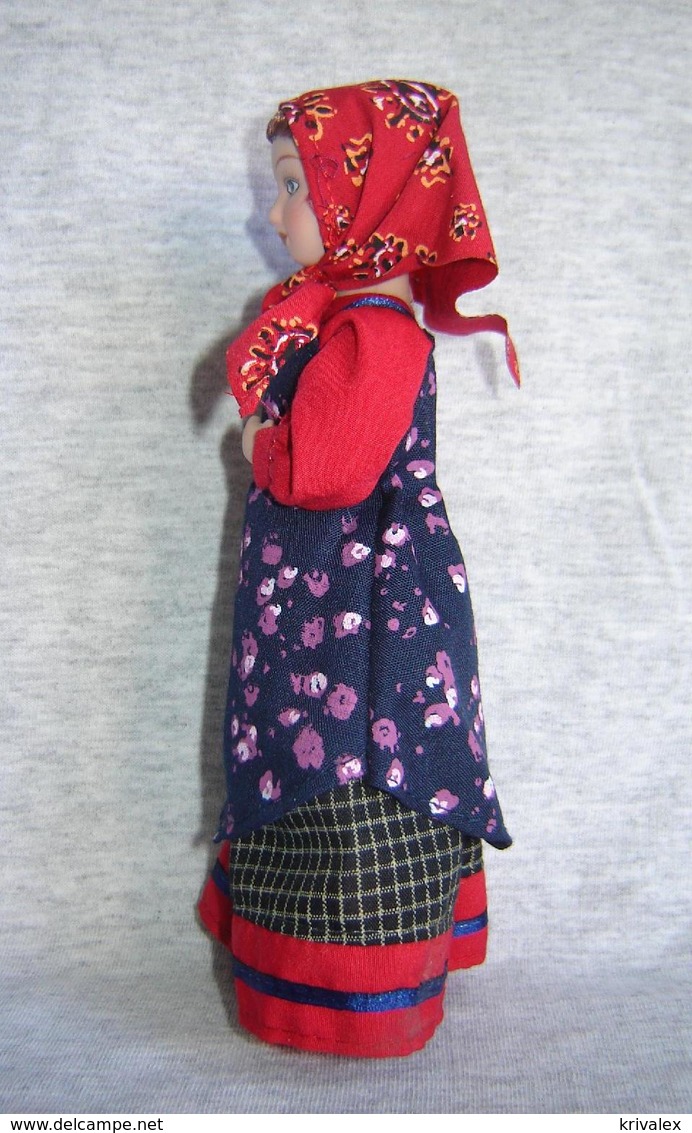 Porcelain Doll In Cloth Dress - Penza  - City Province - Russian Federation - Dolls