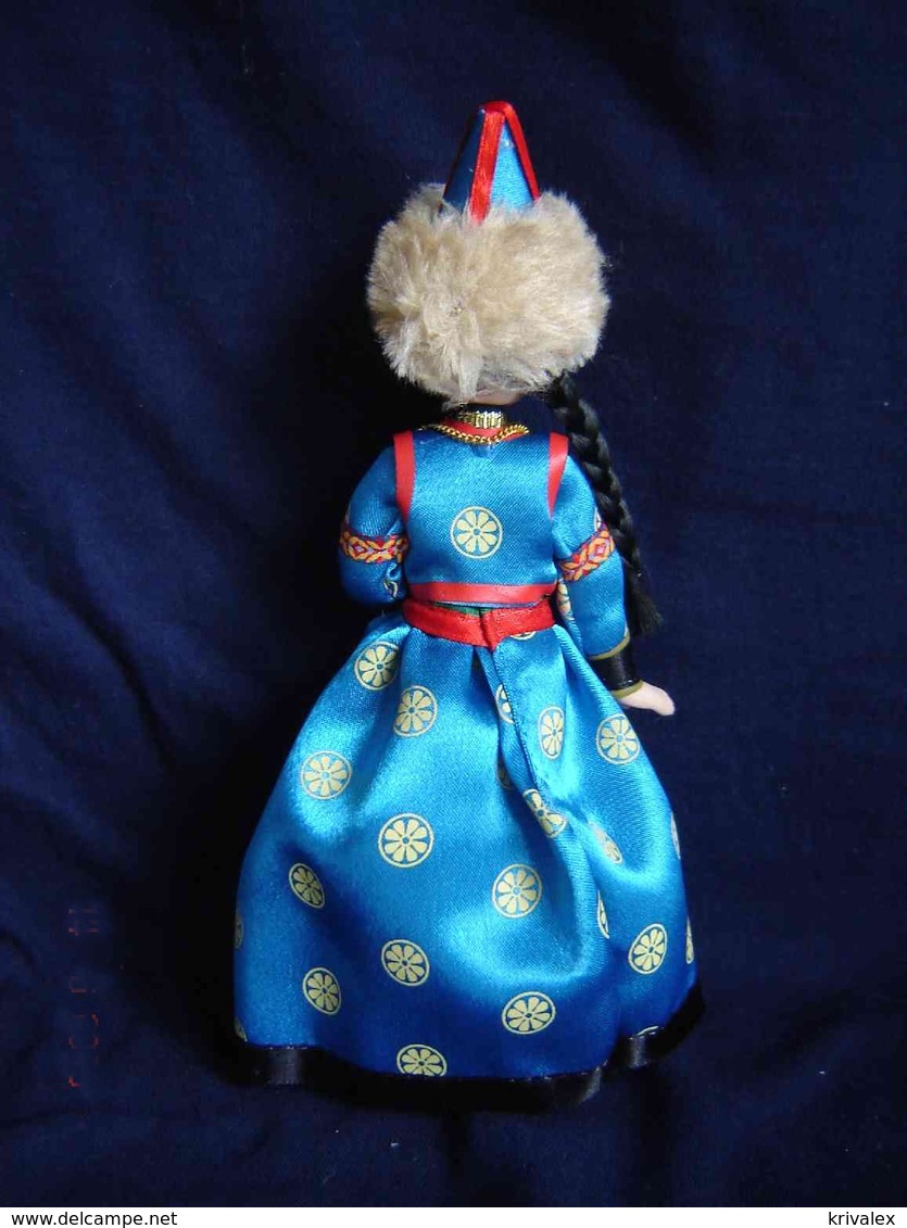 Porcelain Doll In Cloth Dress Burjat Republic National Dress - Russia - Dolls