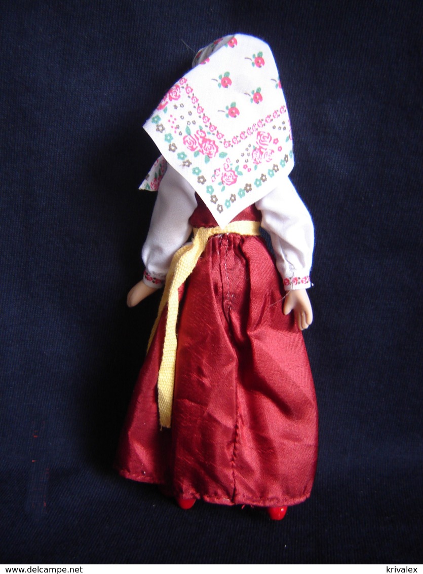 Porcelain Doll In Cloth Dress Vologda City Province -  Russian Federation - Dolls