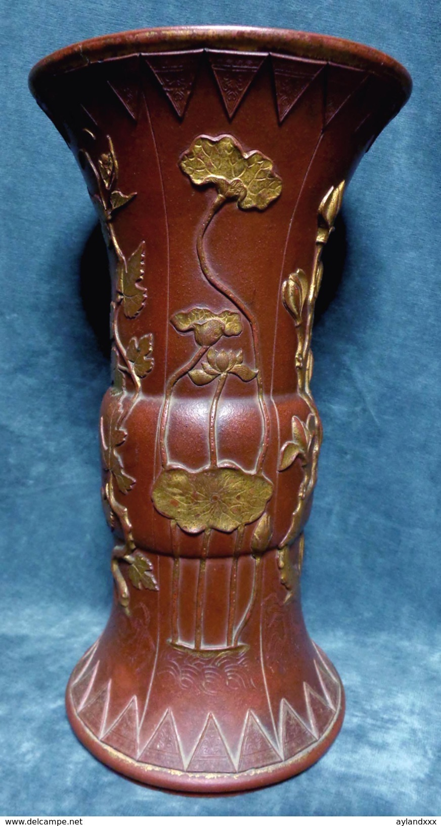 CINA (China): Rare Chinese Yixing Vase, Kangxi Period - Arte Orientale