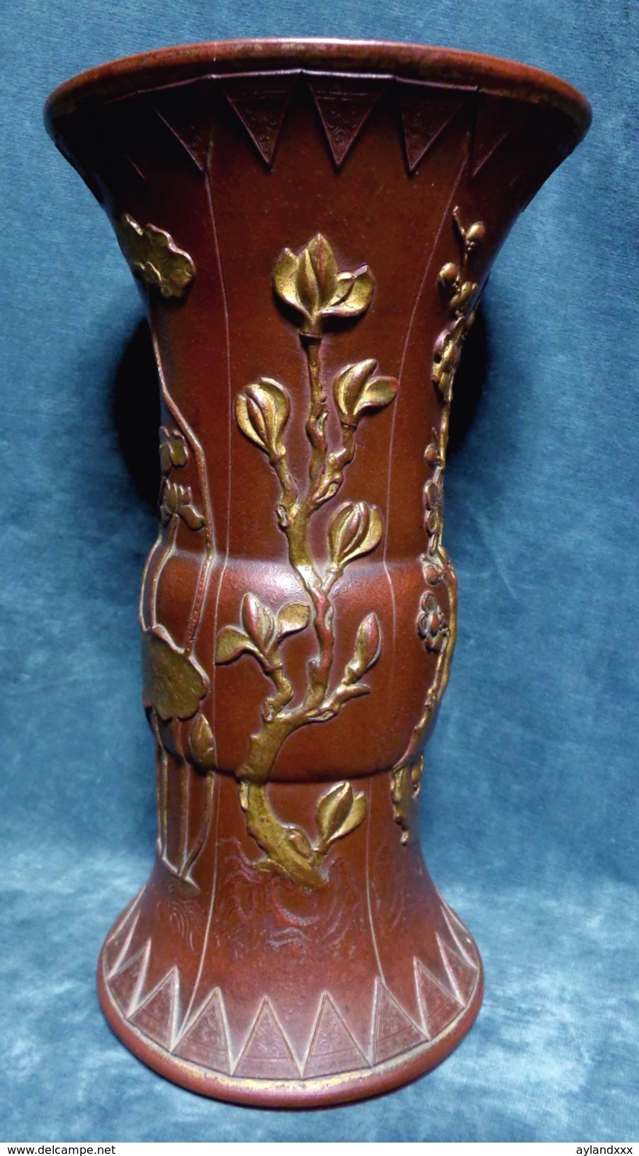 CINA (China): Rare Chinese Yixing Vase, Kangxi Period - Arte Orientale