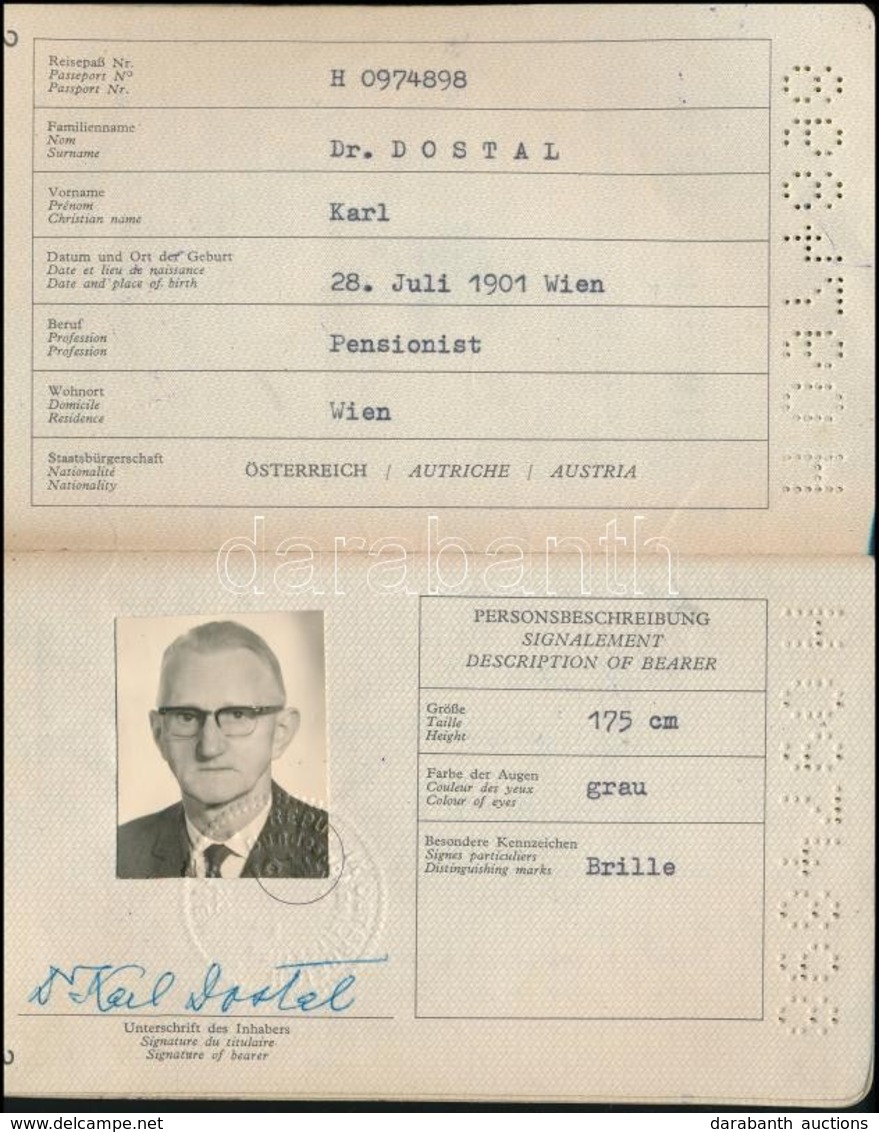 1973 Bécs, Az Osztrák Köztársaság által Kiállított Fényképes útlevél NDK Pecsétekkel / Austrian Passport - Non Classés