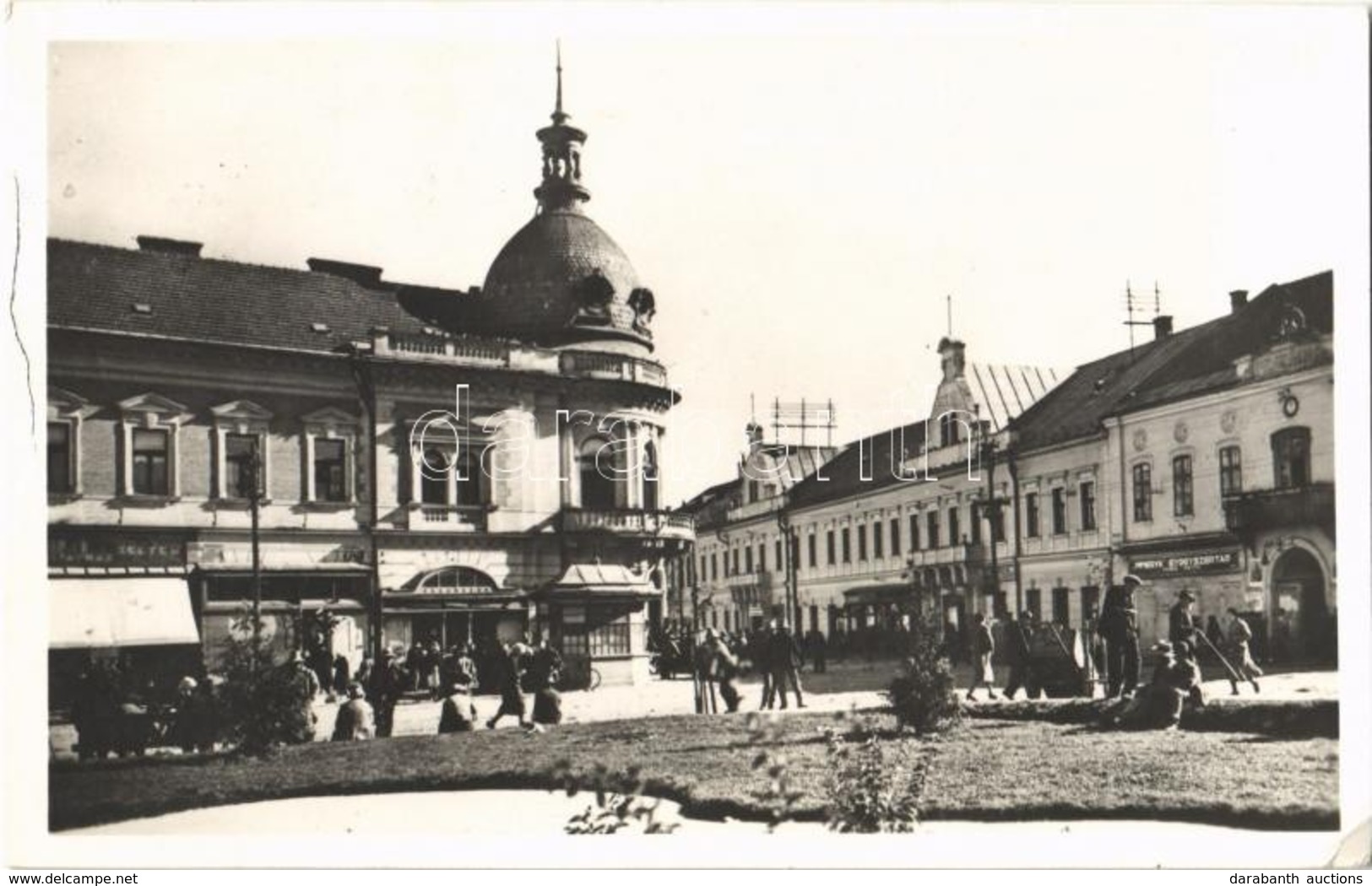 T2/T3 1943 Dés, Dej; Megyeháza, Minerva Gyógyszertár / County Hall, Pharmacy (EK) - Ohne Zuordnung