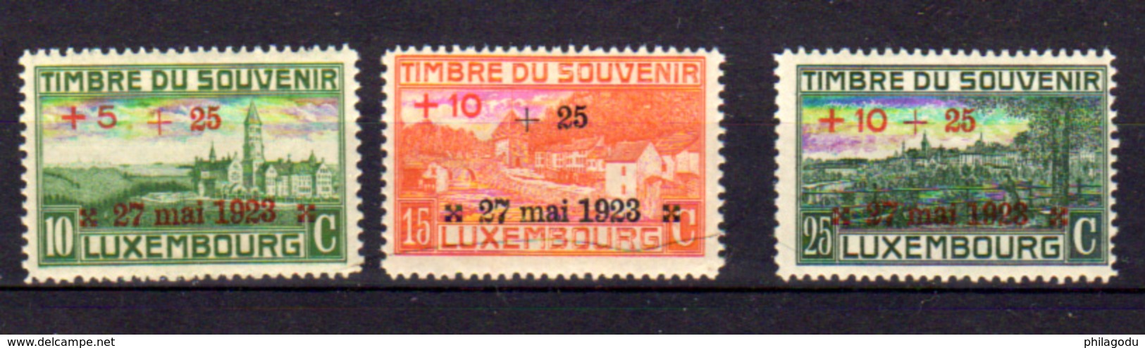 Luxembourg 1923, Monument Aux Morts De La Grande Guerre, Timbre Du Souvenir, 142 / 144**, Cote 15 € - Nuevos