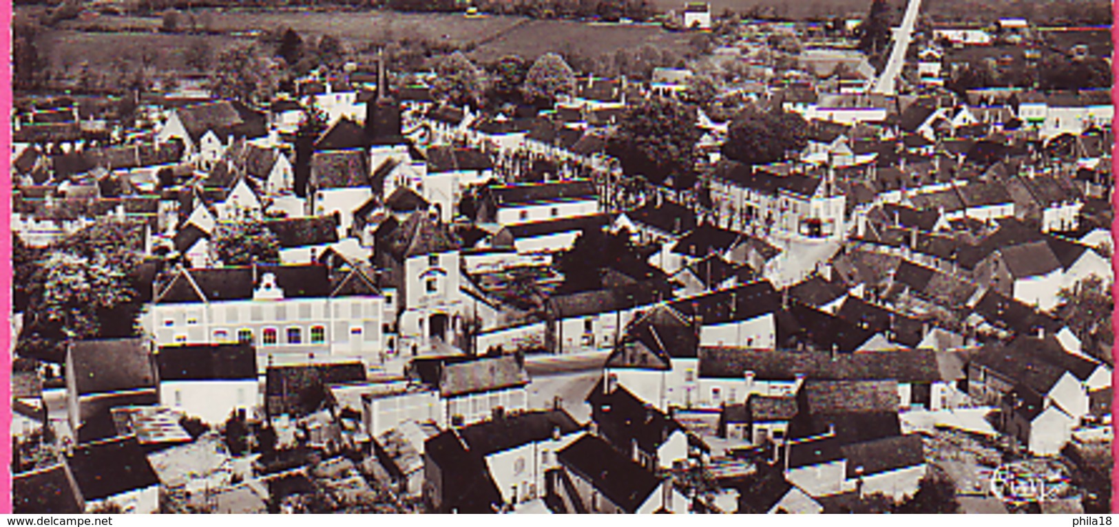 LES AIX D'ANGILLON CHER 12387 VUE AERIENNE SUR L'EGLISE ET LE DONJON - Les Aix-d'Angillon