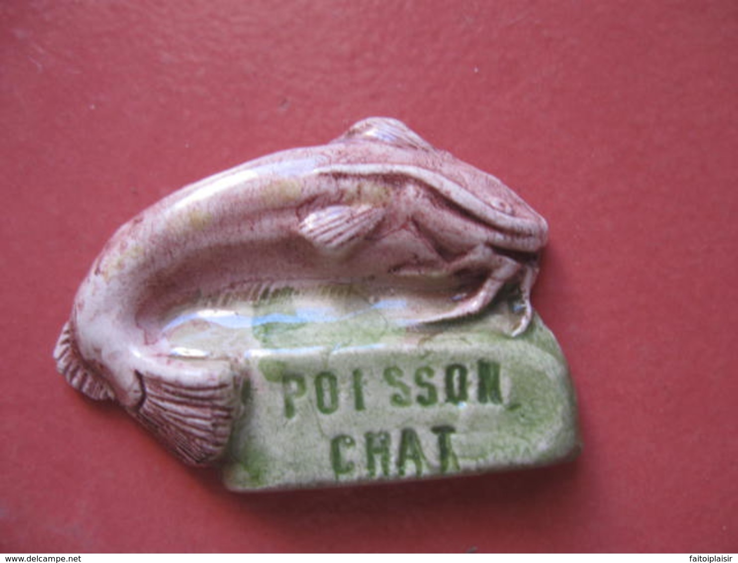 Fève Plate Poisson Chat Série En Céramique  MH Année 94 Les Poissons ¤ Fèves ¤ Rare Ancienne - Animaux