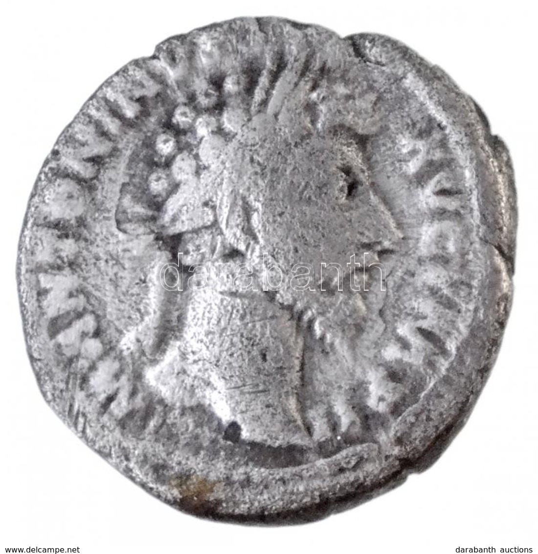 Római Birodalom / Róma / Marcus Aurelius 163-164. Denár Ag (2,58g) T:2-,3
Roman Empire / Rome / Marcus Aurelius 163-164. - Non Classés