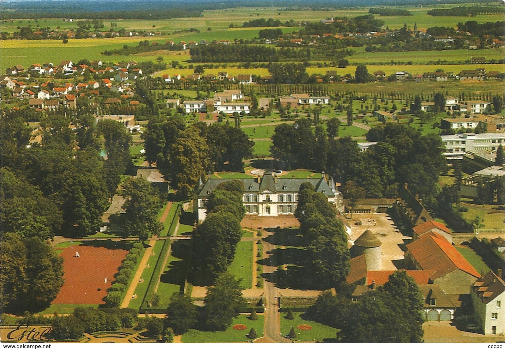 CPM La Verrière L'institut Marcel Rivière Le Château - La Verriere