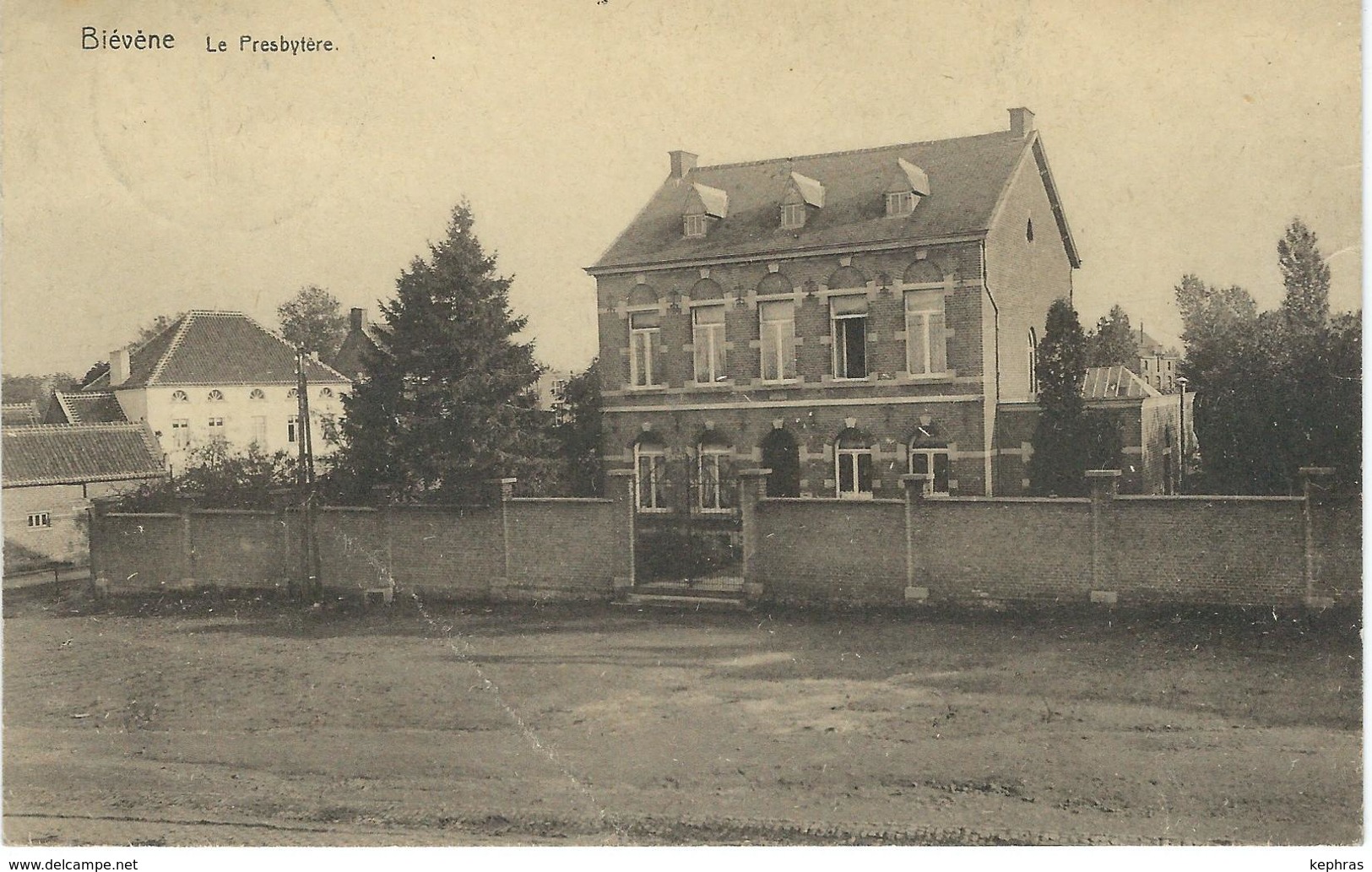 BIEVENE - BEVER :Le Presbytère - RARE CPA - Defaut Léger Pli Du Bas Vers Le Haut En Diagonale - Bever