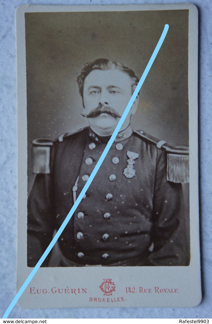 Photo ABL Officier Armée Belge Circa 1875 Belgische Leger Militaria Photographe Eugène GUERIN Bruxelles Uniforme - Oorlog, Militair