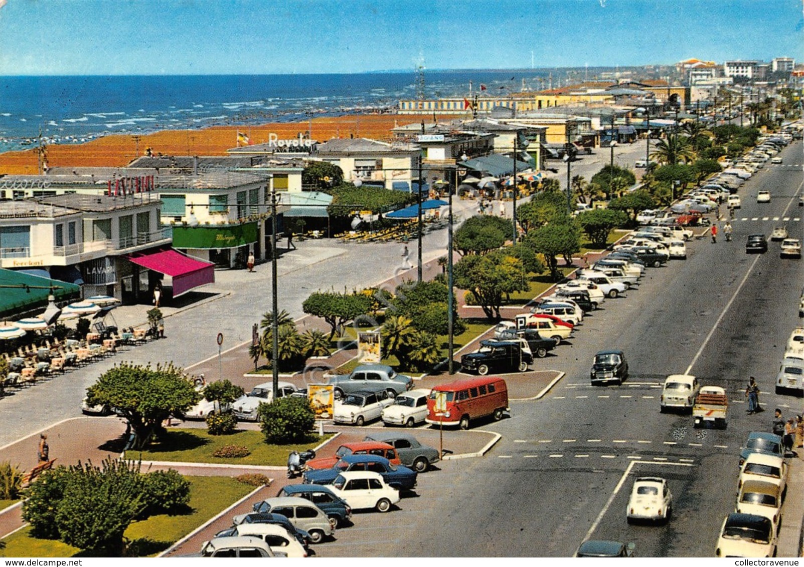 Cartolina Viareggio Viali Lungomare 1978 Stabilimenti Auto (Lucca) - Lucca