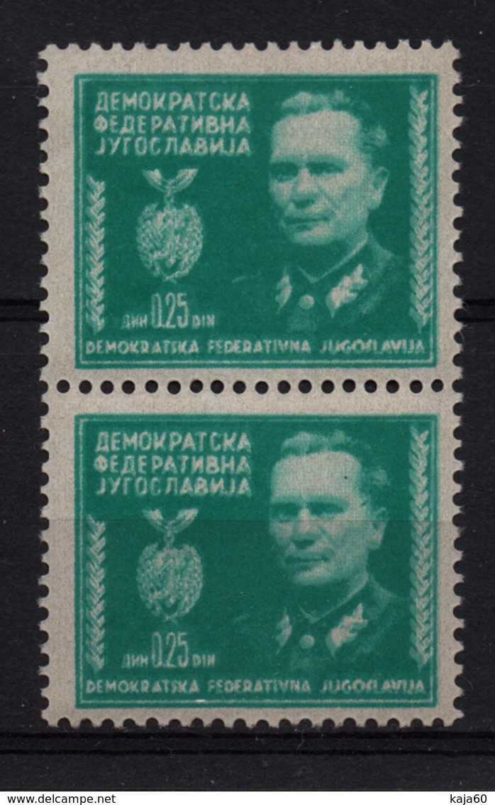 47. Yugoslavia 1945 0.25din Tito Print Variety Pair MNH - Ongebruikt