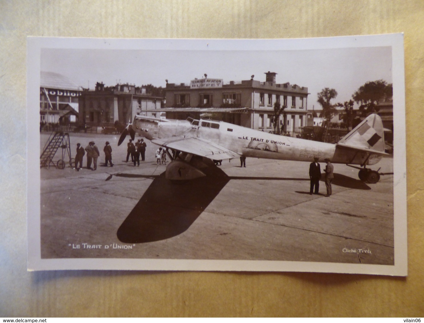 AEROPORT / AIRPORT / FLUGHAFEN     LE BOURGET  DEWOITINE D.33 - Aérodromes