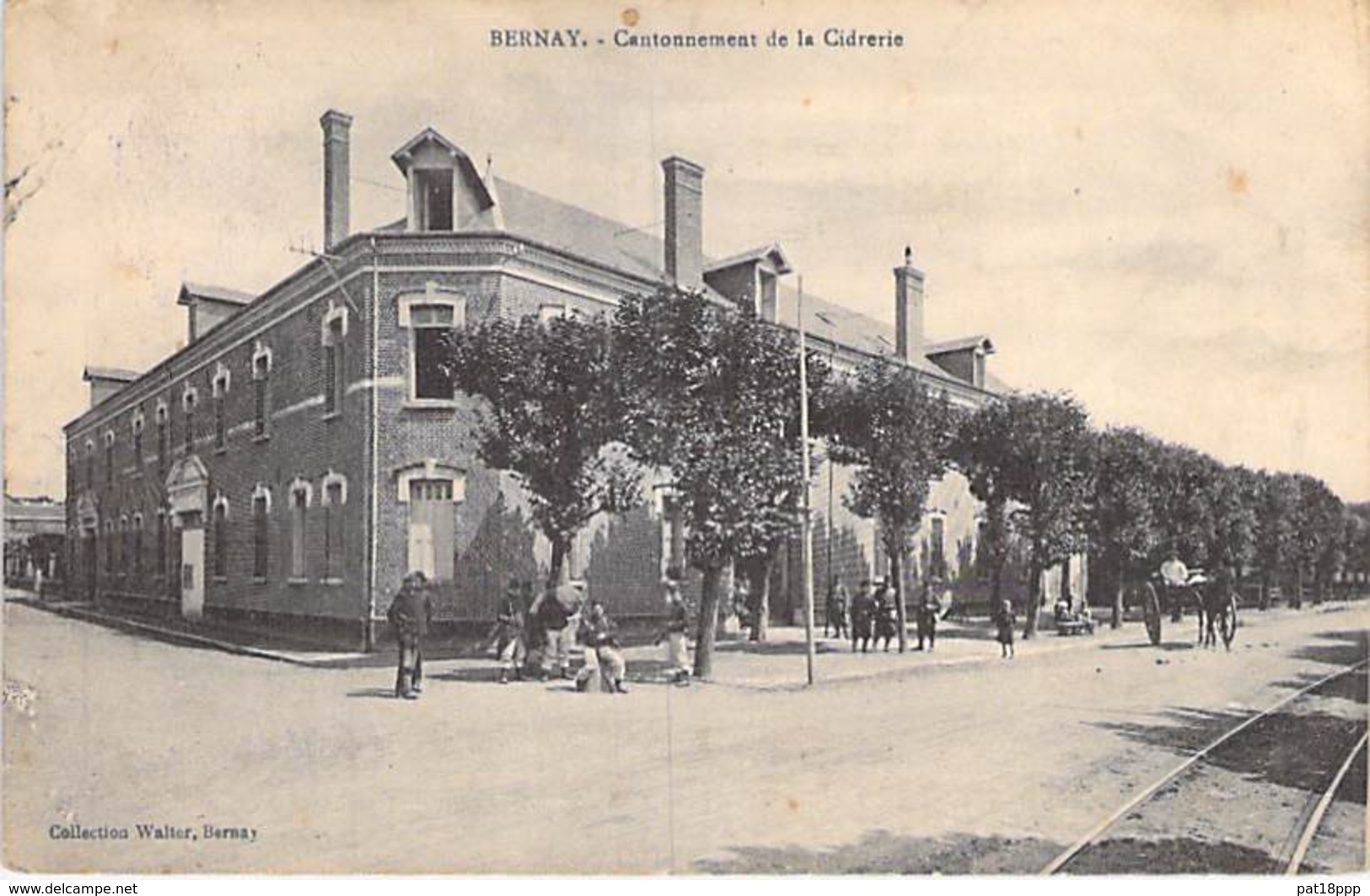 27 - BERNAY ( Usine - Industrie ) Cantonnement De La CIDRERIE - CPA - Eure - Bernay