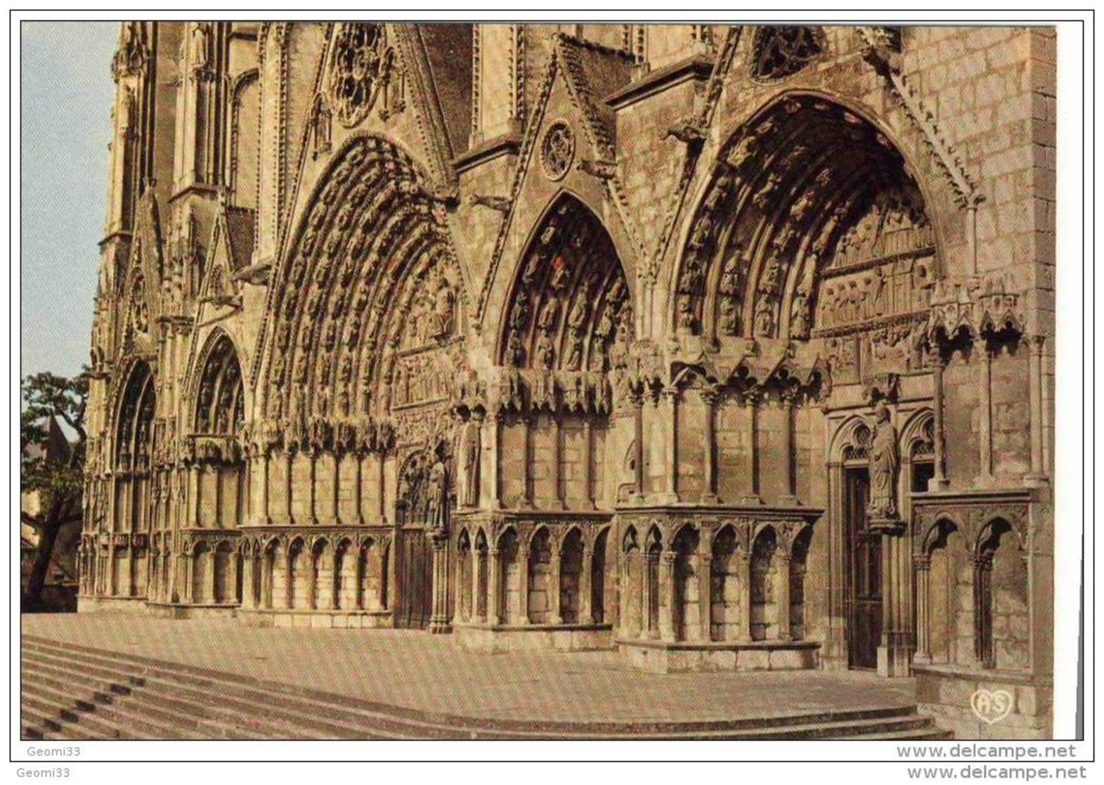 CPM Bourges,cathédrale St Etienne.ed:du Lys Num:63 - Bourges