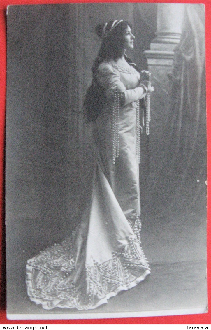 ARTISTE Femme - CARTE PHOTO  R Guilleminet Et Cie Paris - Künstler