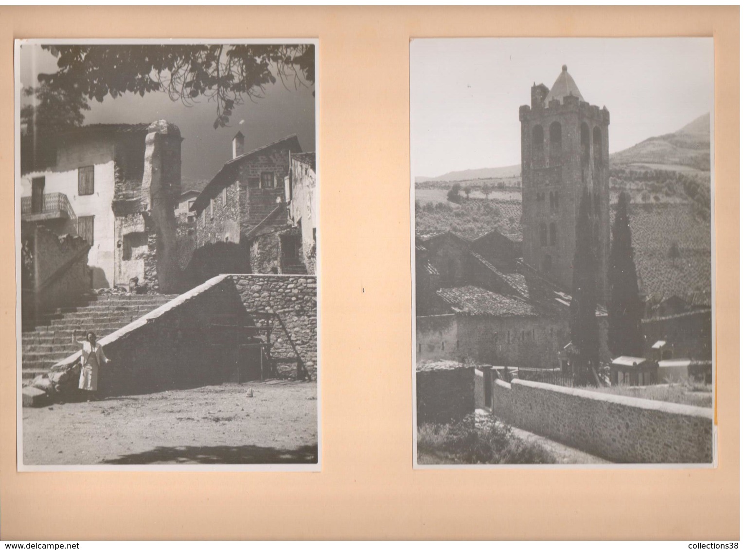 Prats De Mollo - Devant L'Eglise (3 Photos Collées Recto-verso Sur Carton (1photo 17 Cm X 23cm - 2 Photos 12cm X 17) - Autres & Non Classés