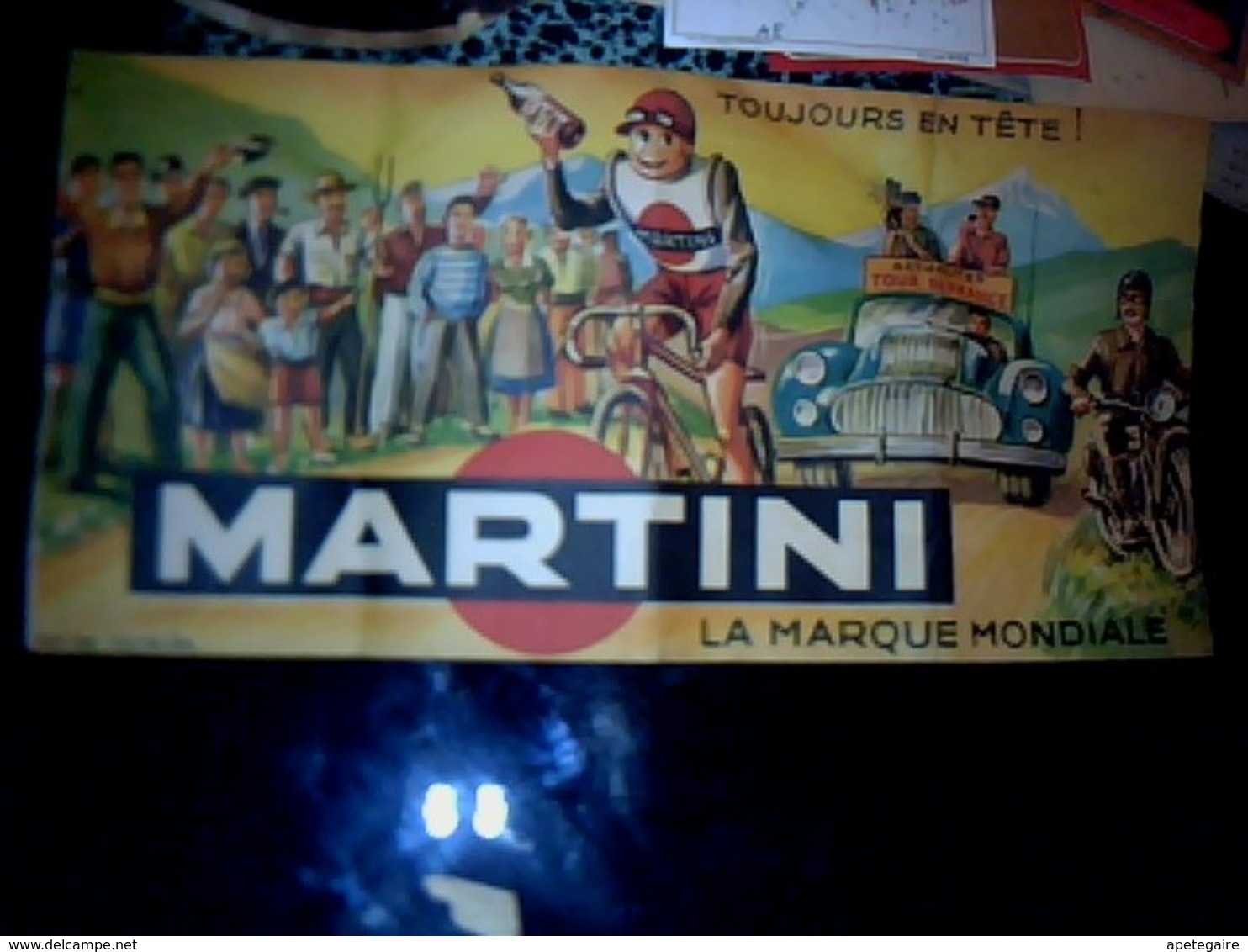 Publicité Chapeau Bob En Papier  MARTINI "toujours En Tête  Toujours Premier " ( Thème Tour De France & Tiercé) Année? - Cappellini