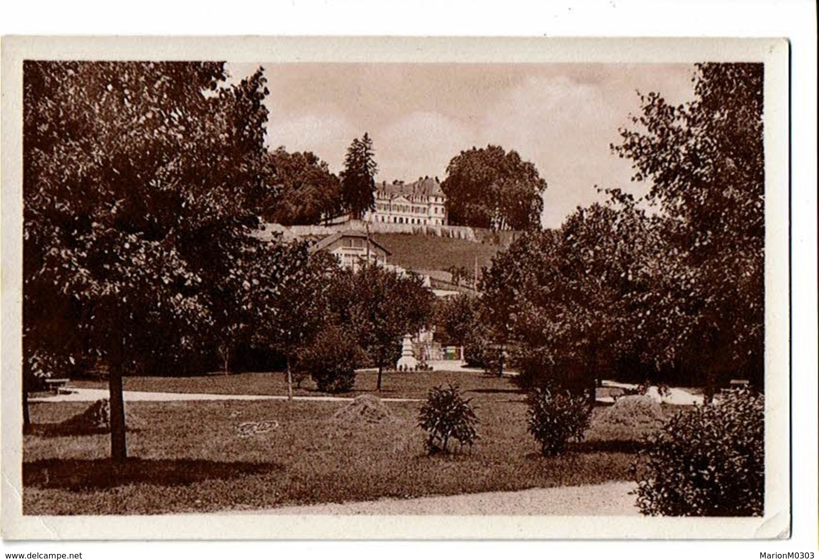 01 - DIVONNE Les BAINS - Château Et Jardin Public  - 109 - Divonne Les Bains