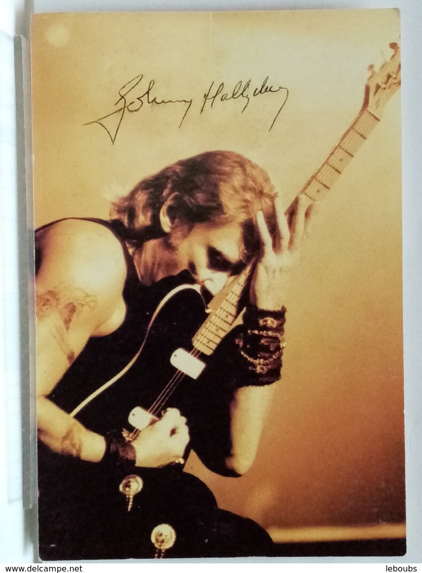 AUTOGRAPHE - SIGNATURE SUR CARTE - JOHNNY HALLYDAY - Autres & Non Classés