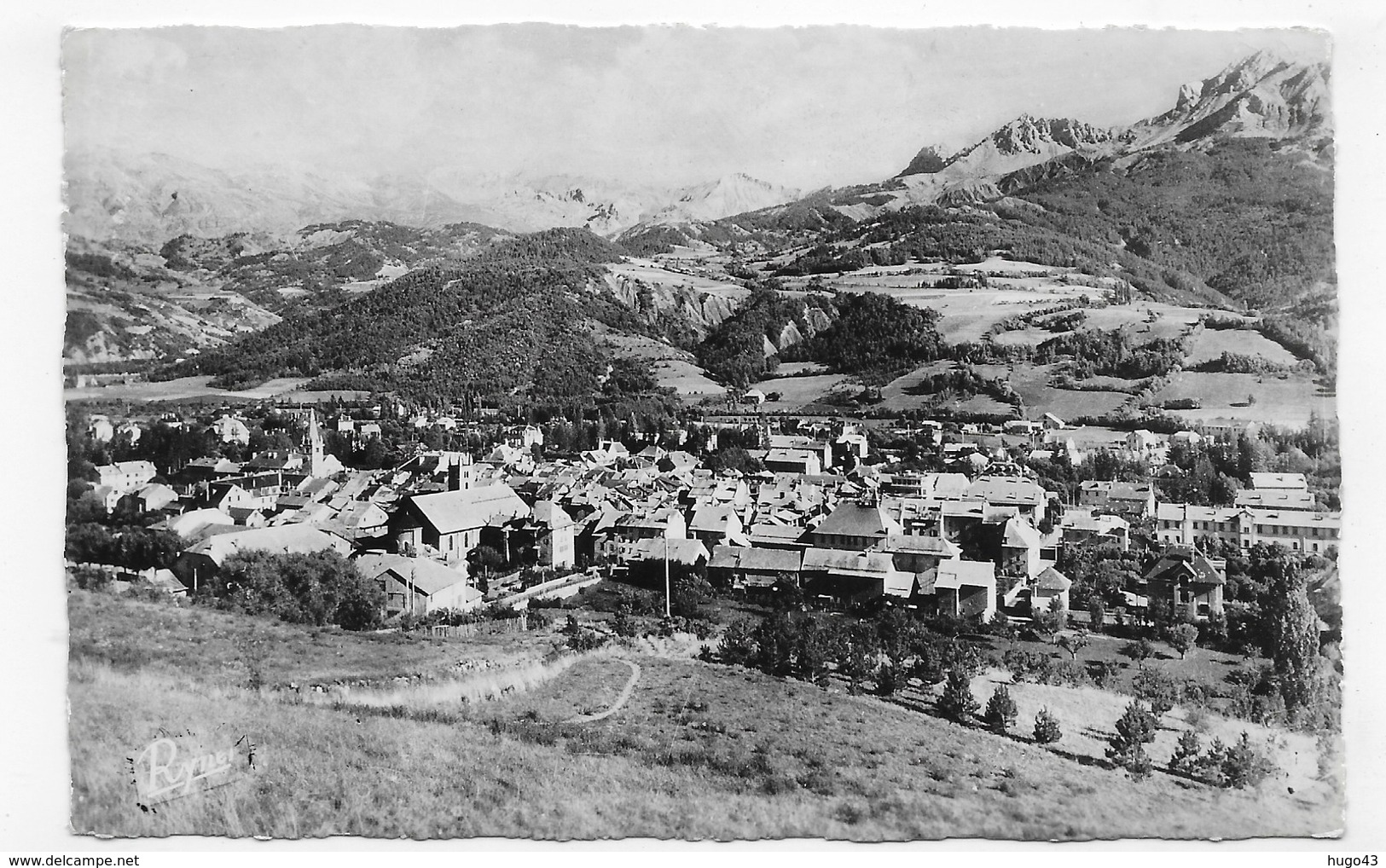 (RECTO / VERSO) BARCELONNETTE EN 1962 - N° 6535 - VUE GENERALE - FORMAT CPA VOYAGEE - Barcelonnette