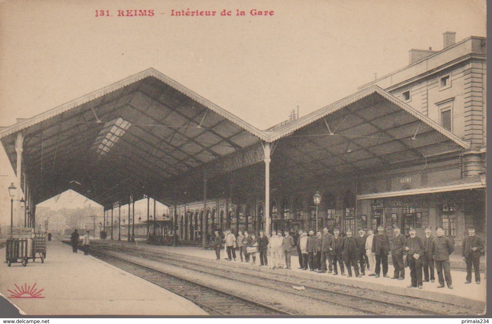 REIMS - LA GARE - - Reims