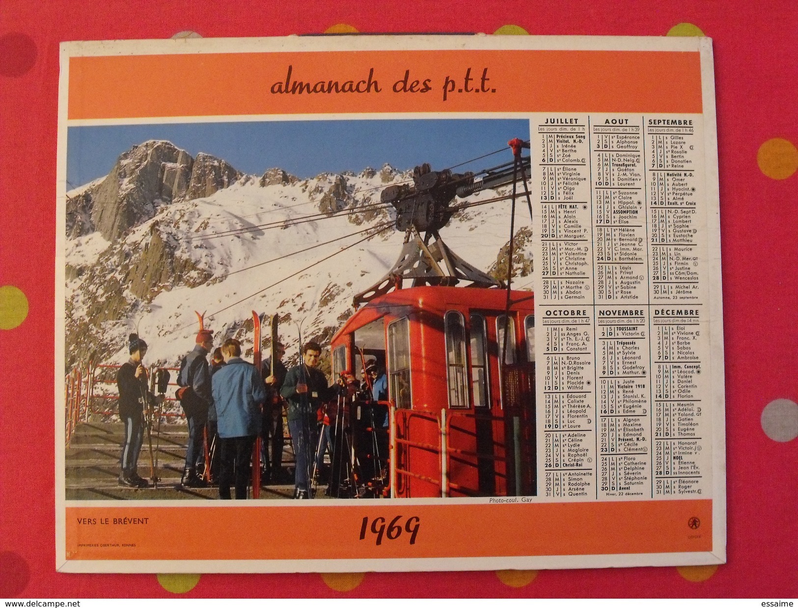 Almanach Des PTT. 1969. Mayenne Laval. Calendrier Poste, Postes Télégraphes..course à Deauville Brévent Ski Téléphérique - Big : 1961-70