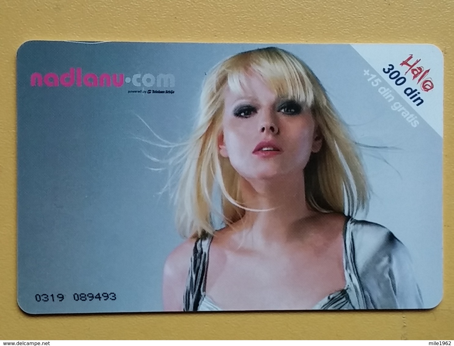 T9- TELECARD SERBIA, CHIP TELECOM, GIRL, FILLE, - Yugoslavia