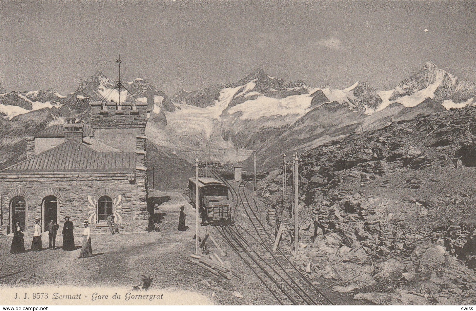 ZERMATT  GARE  DU GORNERGRAT   TRAIN. - Zermatt