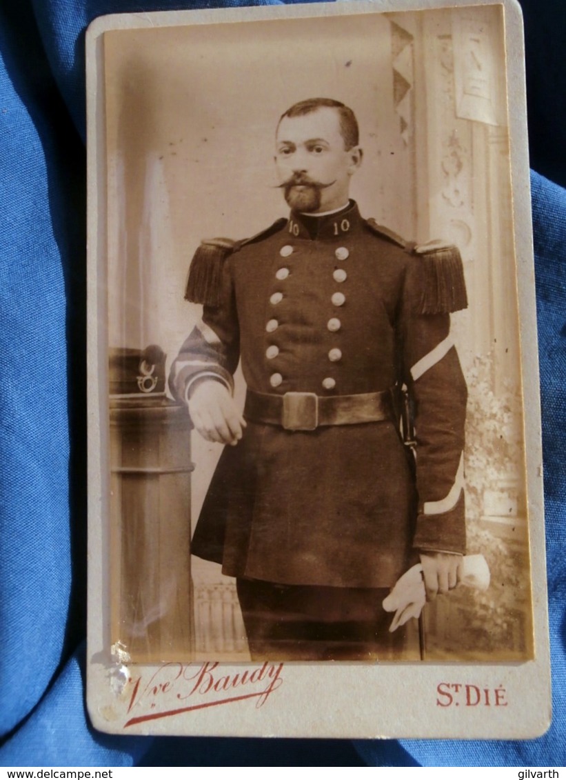 Photo CDV Vve Baudy à St Dié - Militaire Sergent Fourrier Du 10e Chasseurs à Pied, Vers 1890 L485 - Anciennes (Av. 1900)