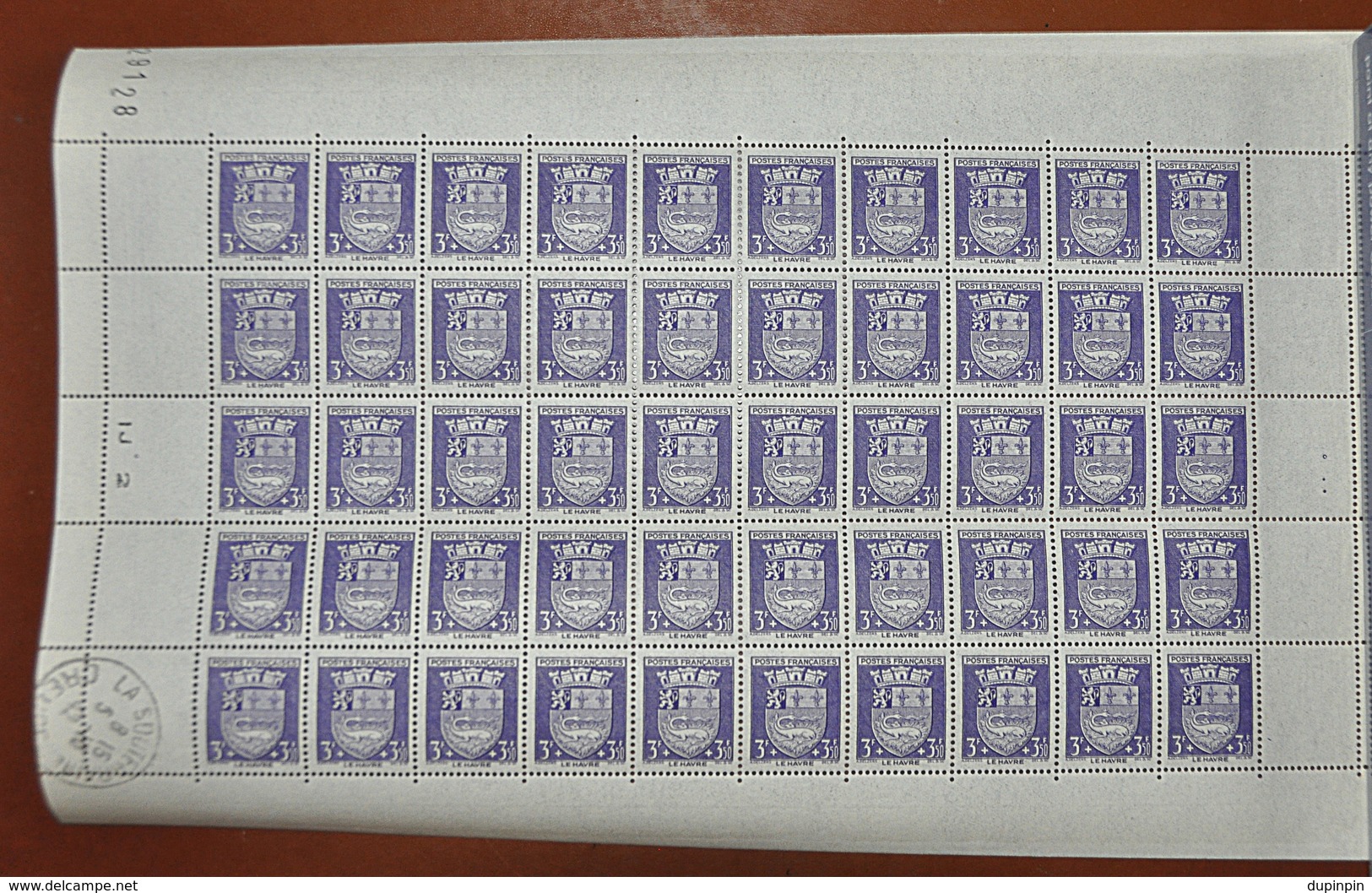 Feuille Complète De 50 Timbres ARMOIRIES - 1942: 3F+3,50F Violet "Le Havre" N° 561 - Feuilles Complètes