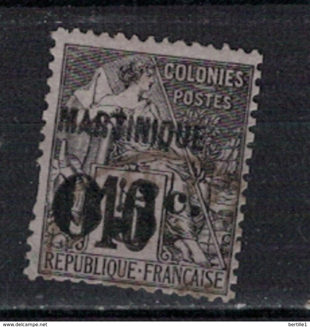 MARTINIQUE          N°  YVERT   10    OBLITERE       ( Ob   2/48 ) - Gebraucht