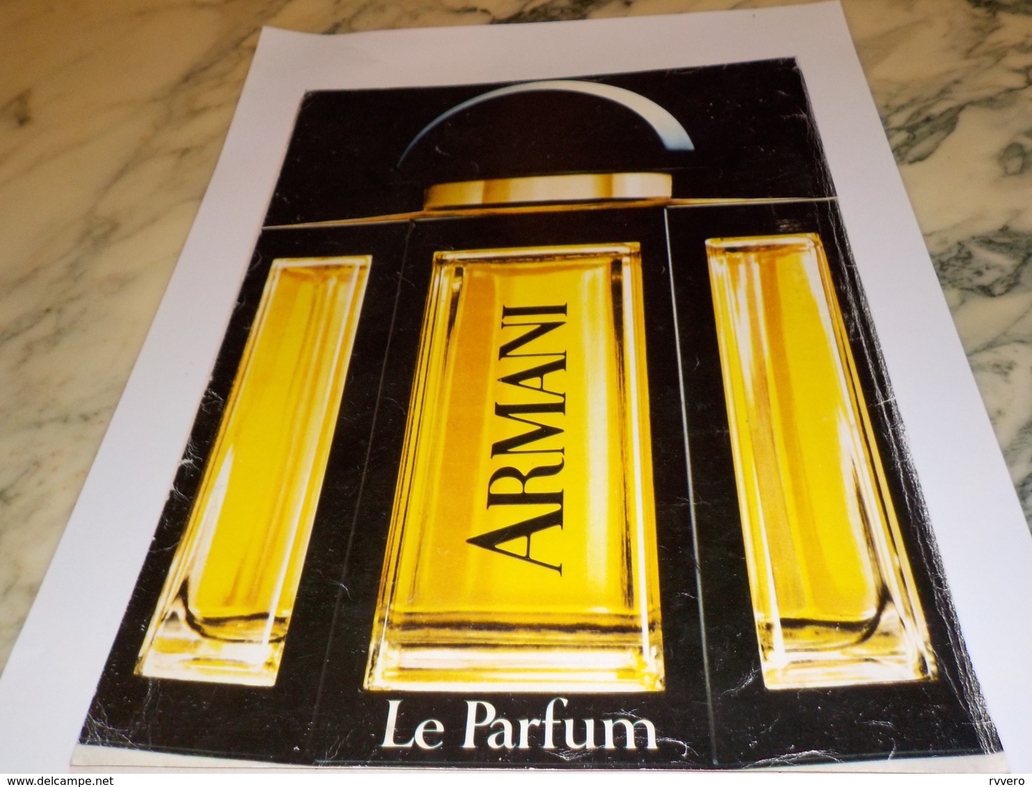 ANCIENNEPUBLICITE  PARFUM GIORGIO  ARMANI  1983 - Unclassified