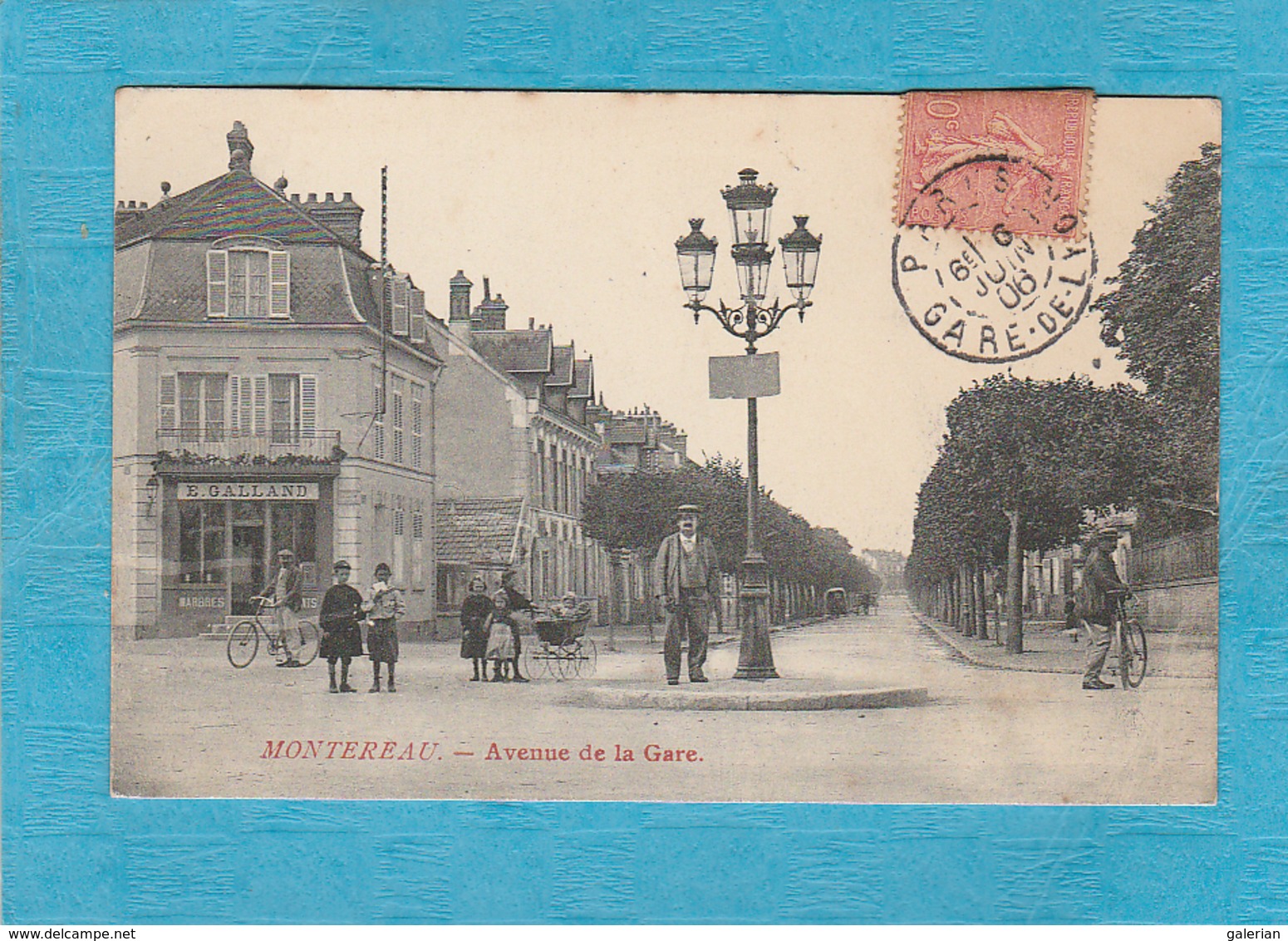 Montereau. - Avenue De La Gare. - Montereau