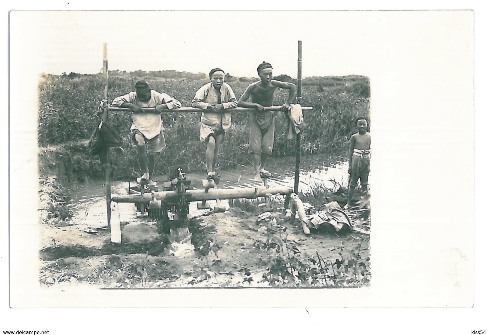 CH 34 - 14499 Chinese Helping Irrigation, China - Old Postcard, Real PHOTO - Unused - Cina